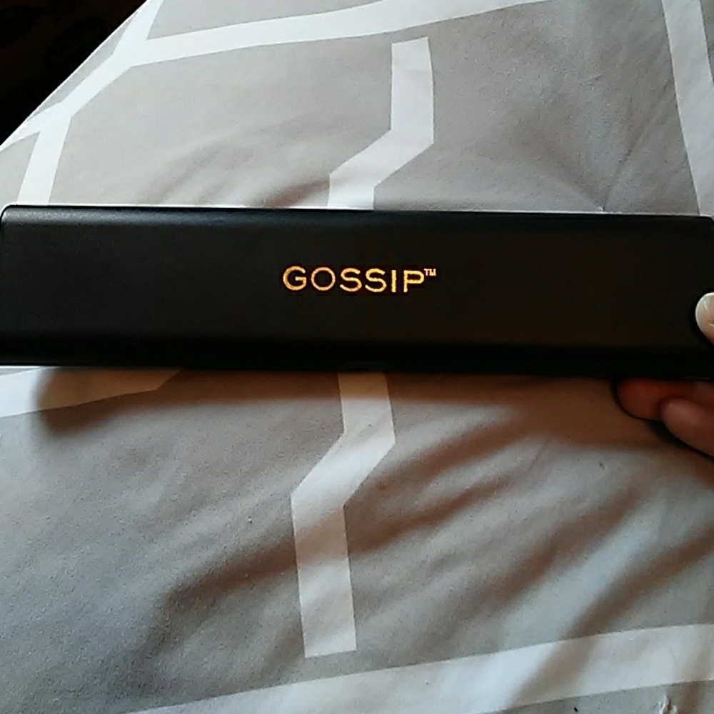 Gossip Watch - Picture 6 of 6